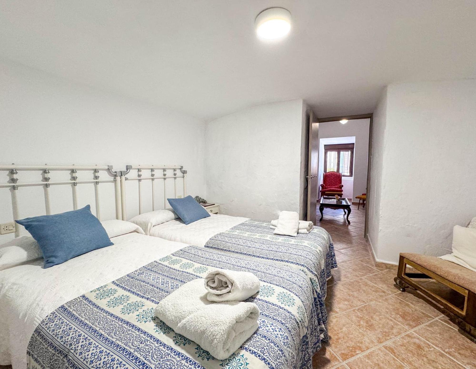 Casa Cueva Rural Vico Ideal Grandes Grupos Freila Ngoại thất bức ảnh